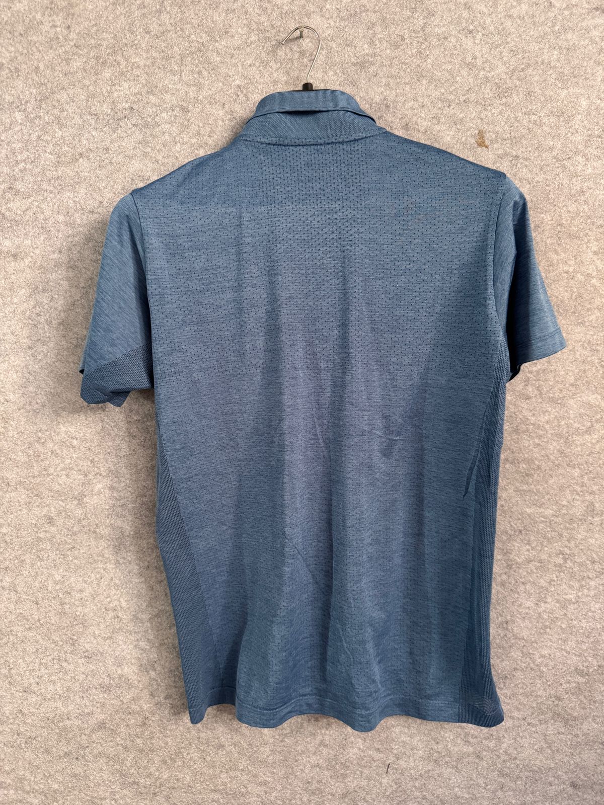 Pre Loved UNIQLO Polo - Large