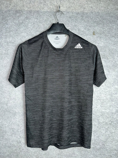 Adidas Freelift Fitted - Large