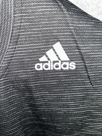Adidas Freelift Fitted - Large