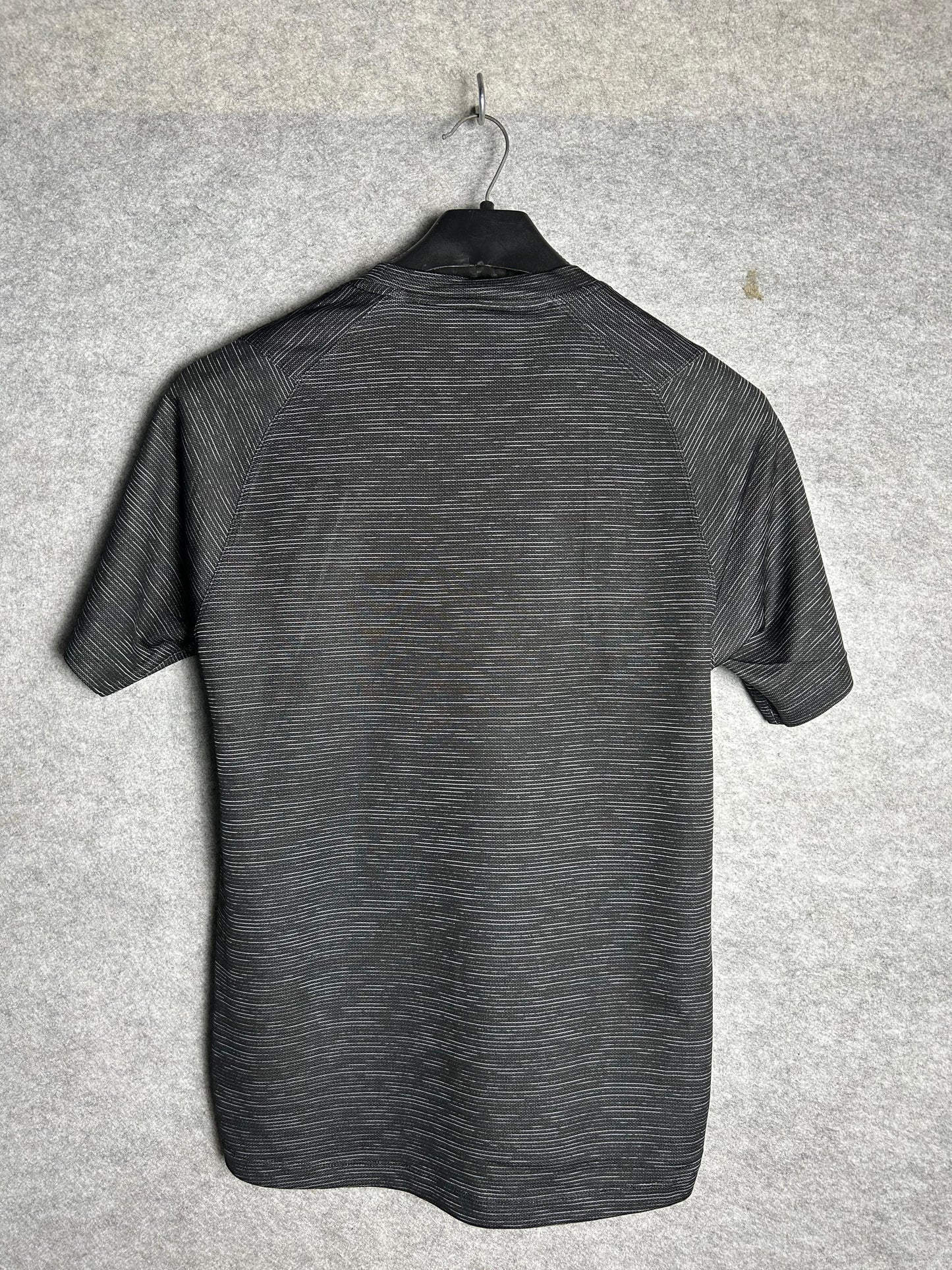 Adidas Freelift Fitted - Large