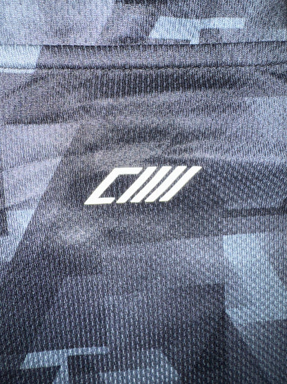 Pre Loved Closshi Zip Tee - Medium