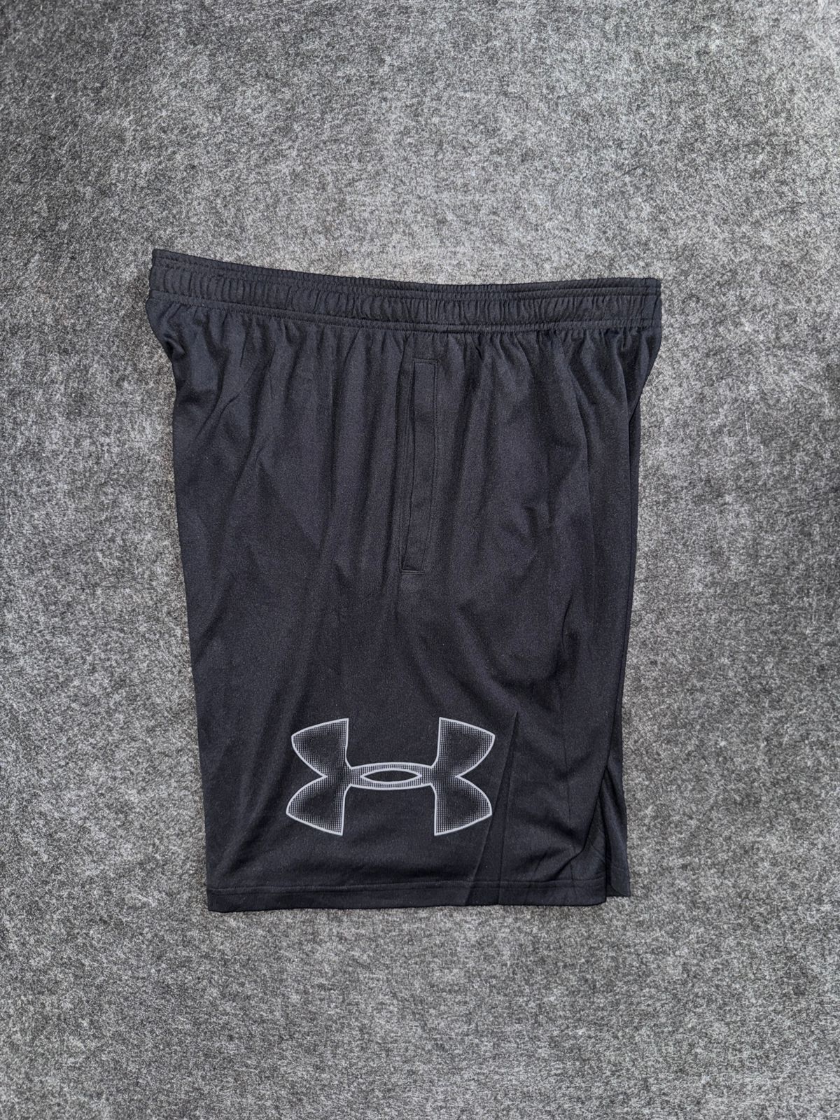 Under Armour Logo Shorts - XXL