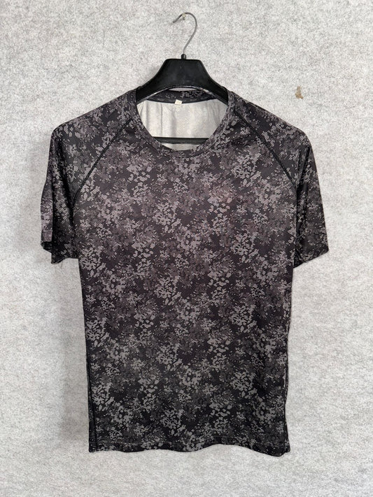 Round Neck Tee - Large