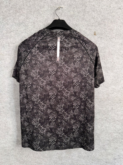 Round Neck Tee - Large