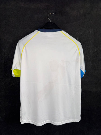 Umbro Shirt - Medium