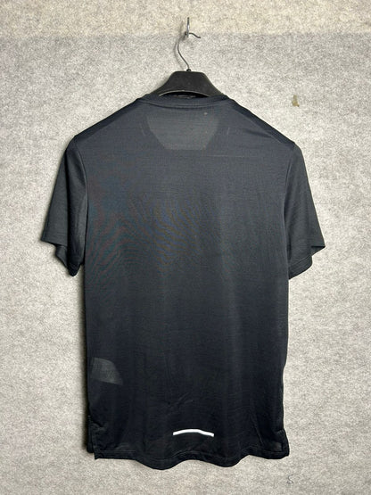 Nike Black Round Neck - Medium