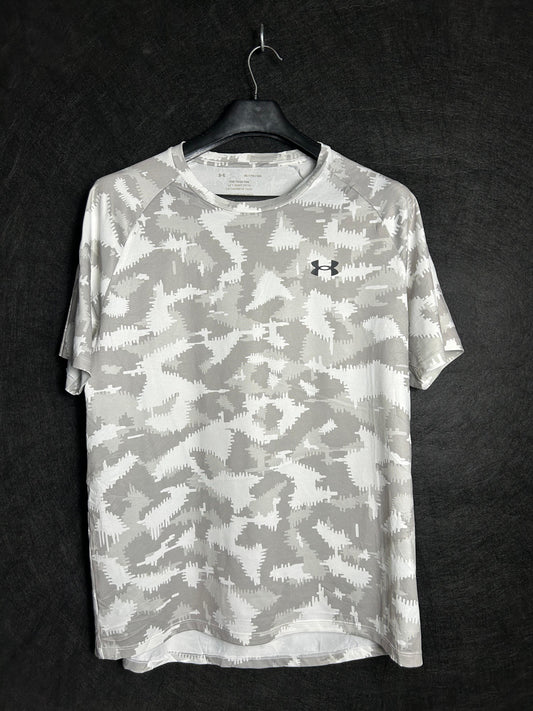 Under Armour Gray textured Tee- XL