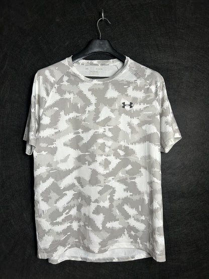Under Armour Gray textured Tee- XL