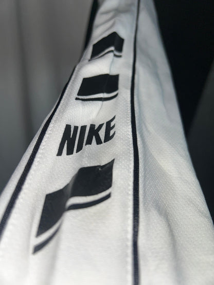 Nike White Round Neck Full Sleeves  - Medium