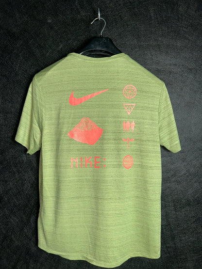 Nike Jade Green Line Textured- Large