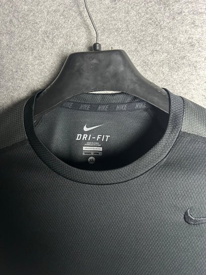 Nike Black & Green Round Neck - XL