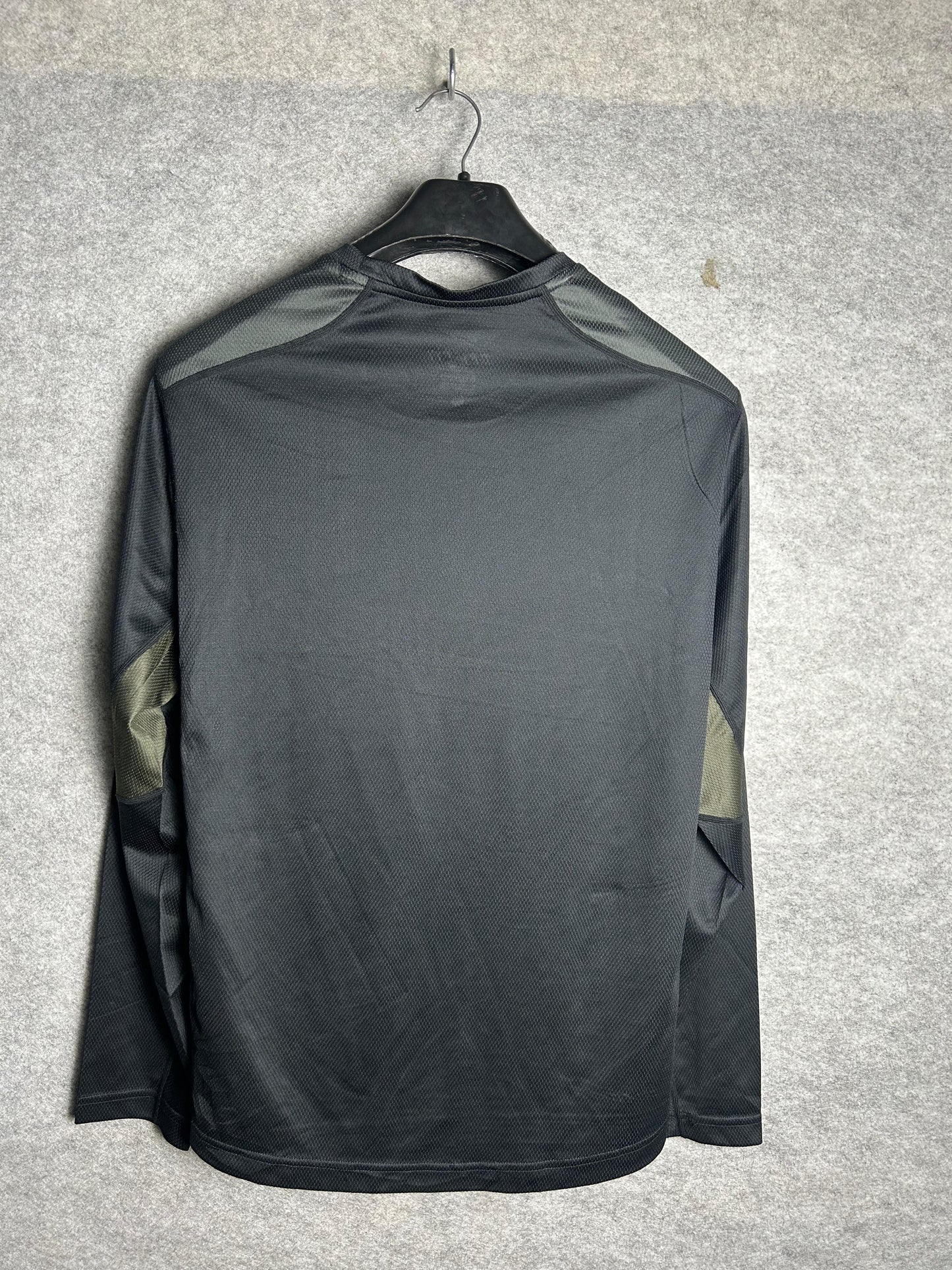 Nike Black & Green Round Neck - XL