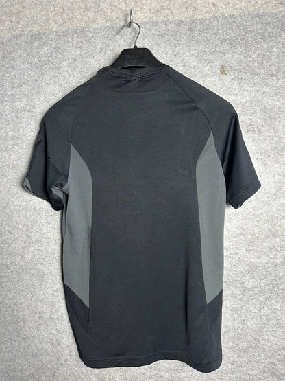 Nike Black Slim-Fit - Medium