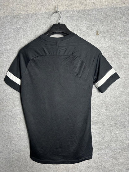 Nike Black & White - Large