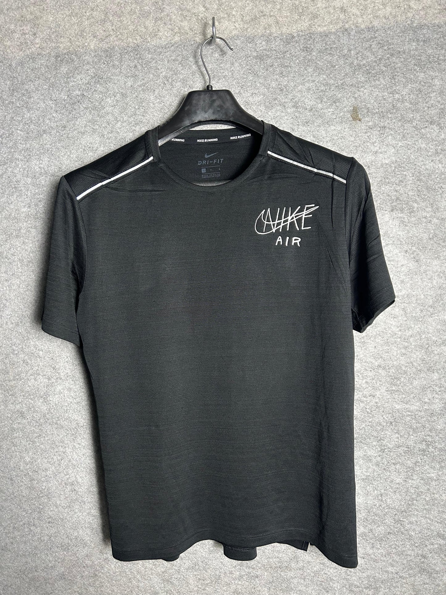 Nike Air Black  - Large