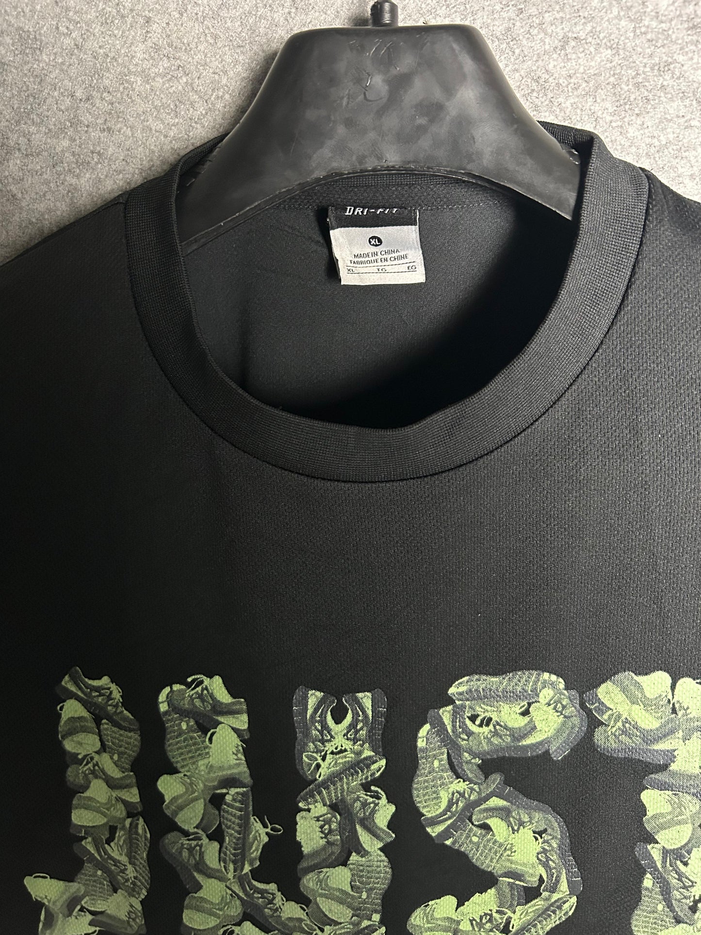 Nike Black Just Do It - XL