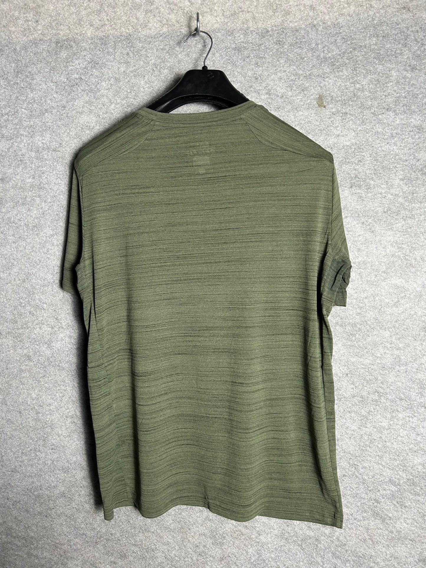 Nike Seaweed Green - Large