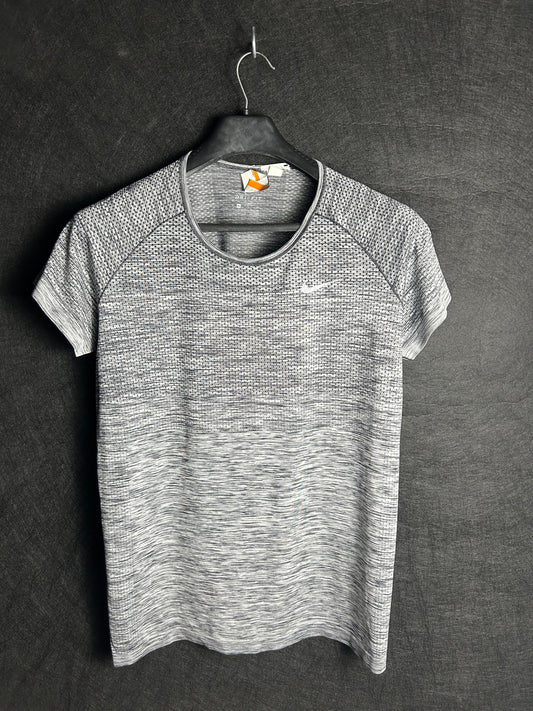 Nike Gray Textured Tee - XL