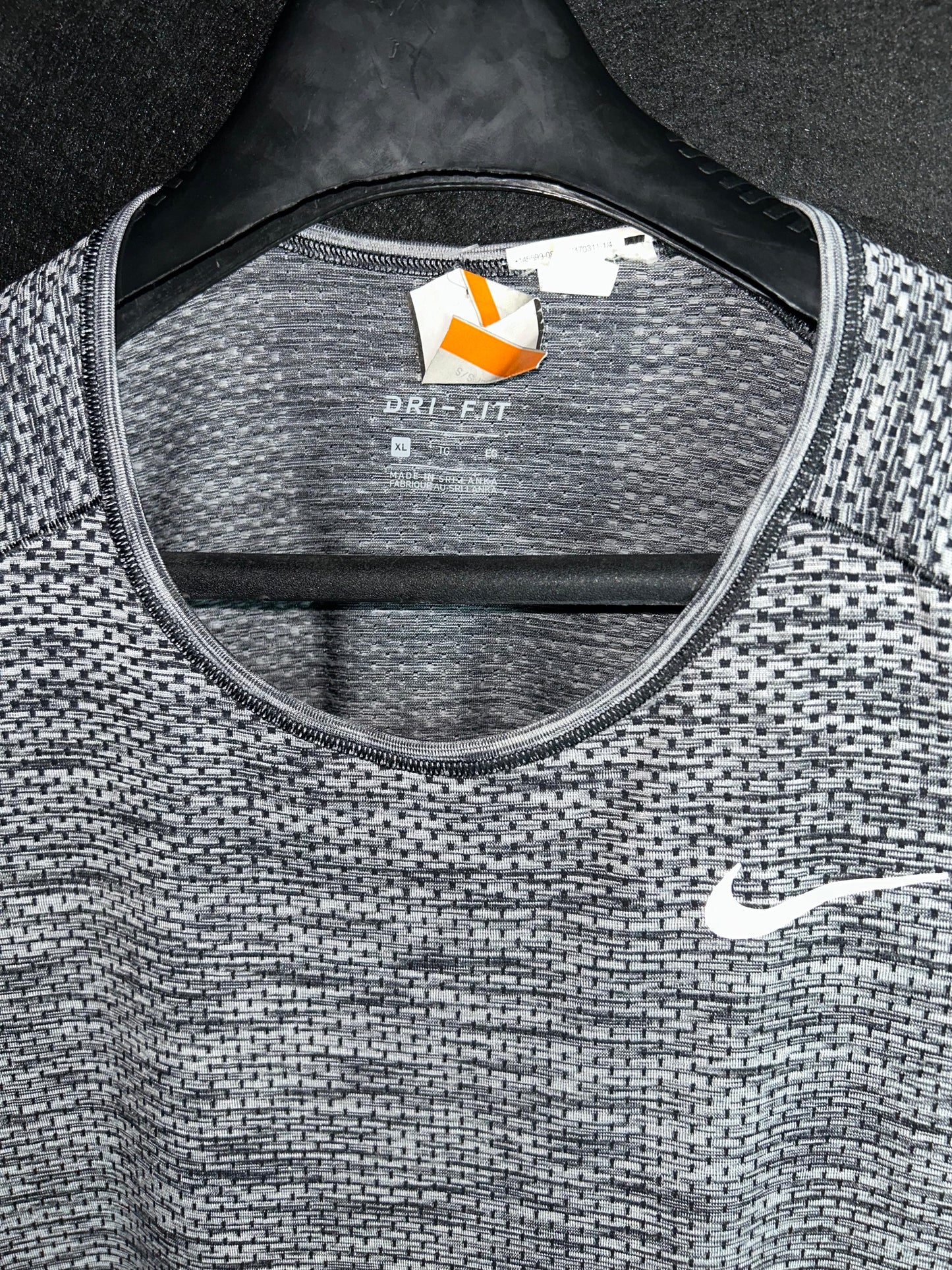 Nike Gray Textured Tee - XL