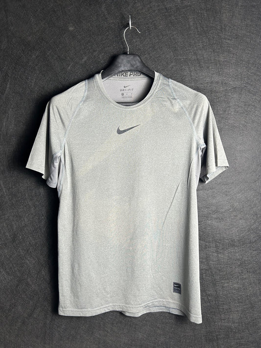 Nike Light Gray Round Neck Tee - Medium