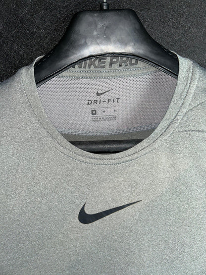 Nike Light Gray Round Neck Tee - Medium