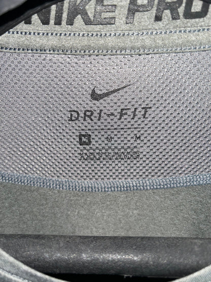 Nike Light Gray Round Neck Tee - Medium