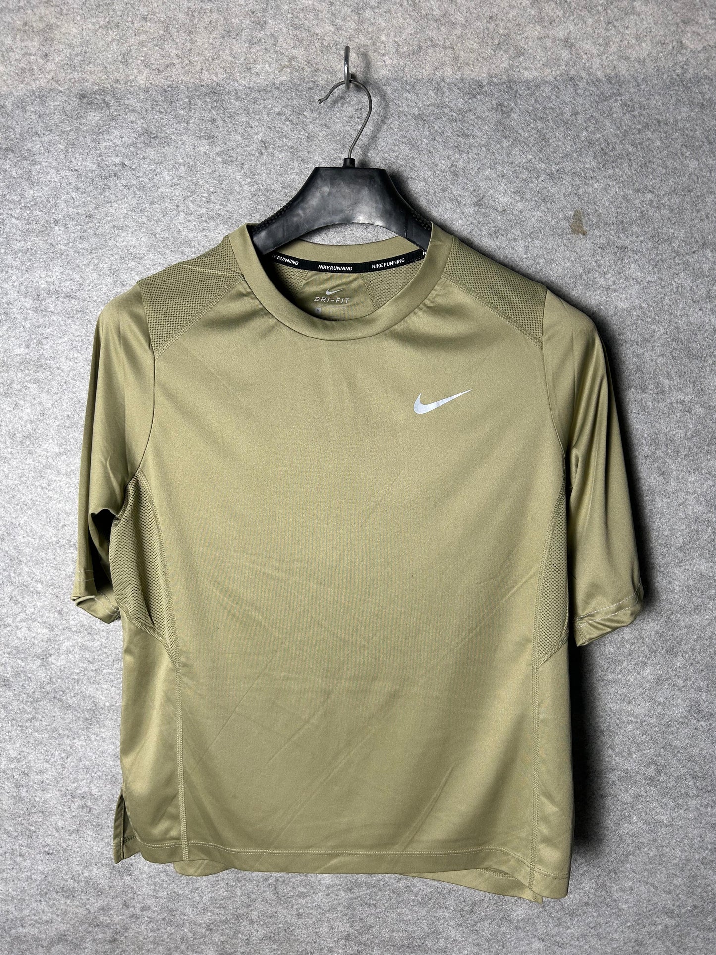 Nike Running Dull Gold  - Medium