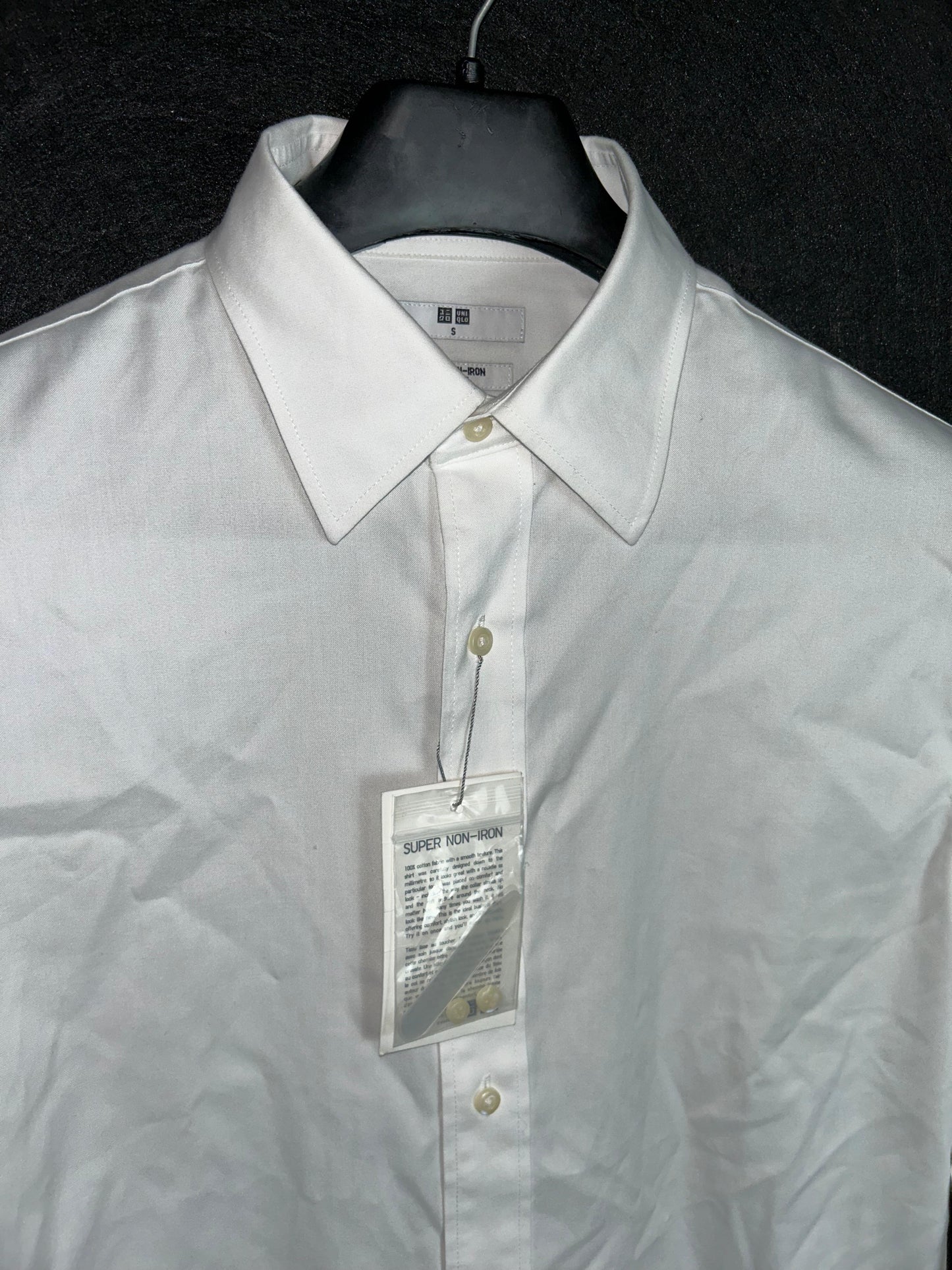 uniqlo Casual Shirt - Small