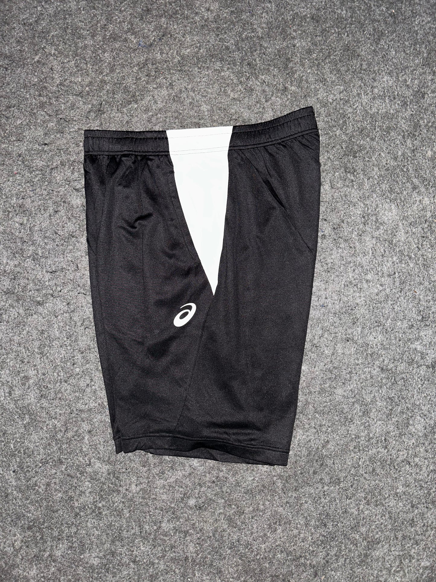 Asics Black & White Short - Large