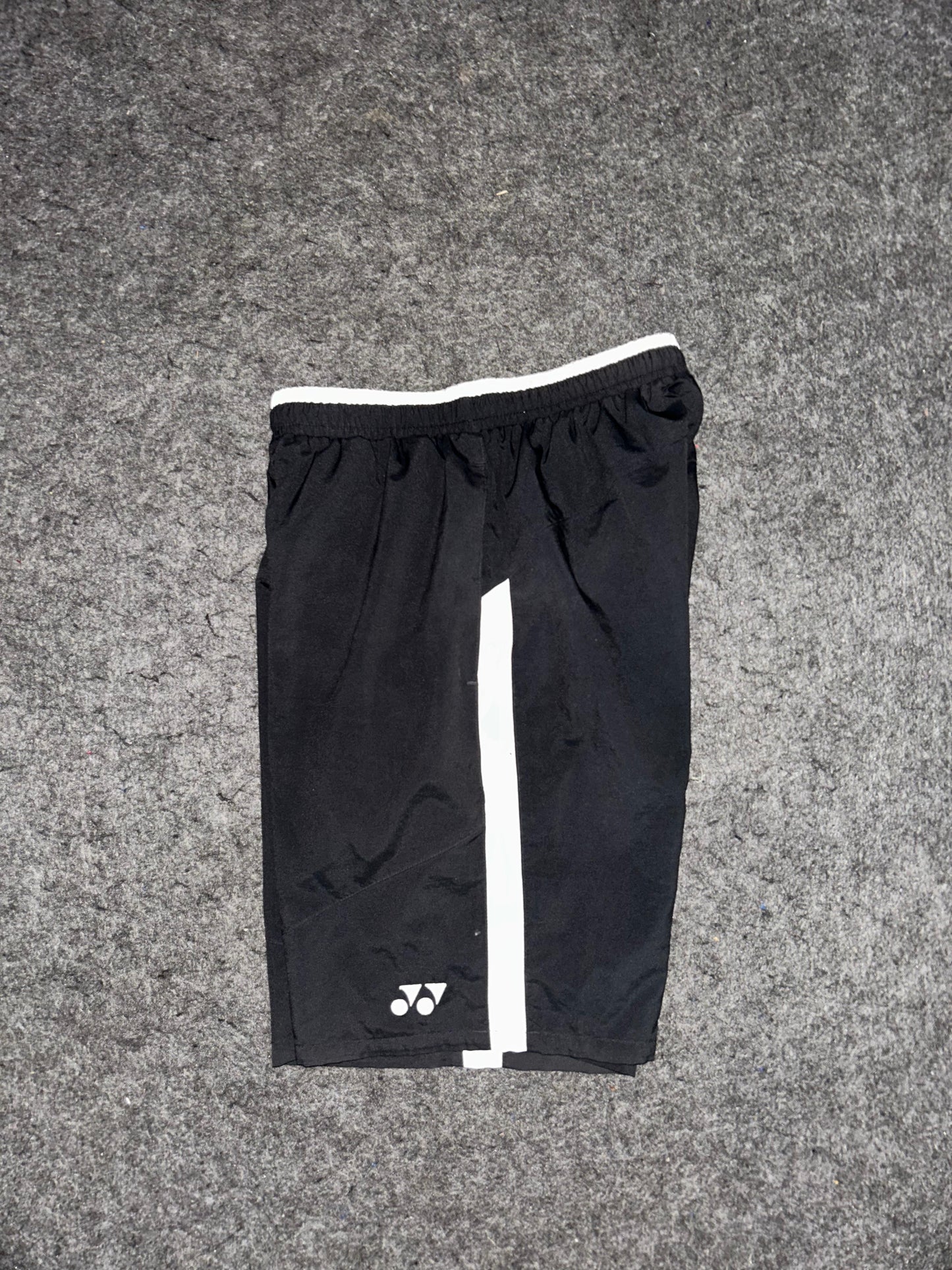 Yonex Black & White Short - Medium