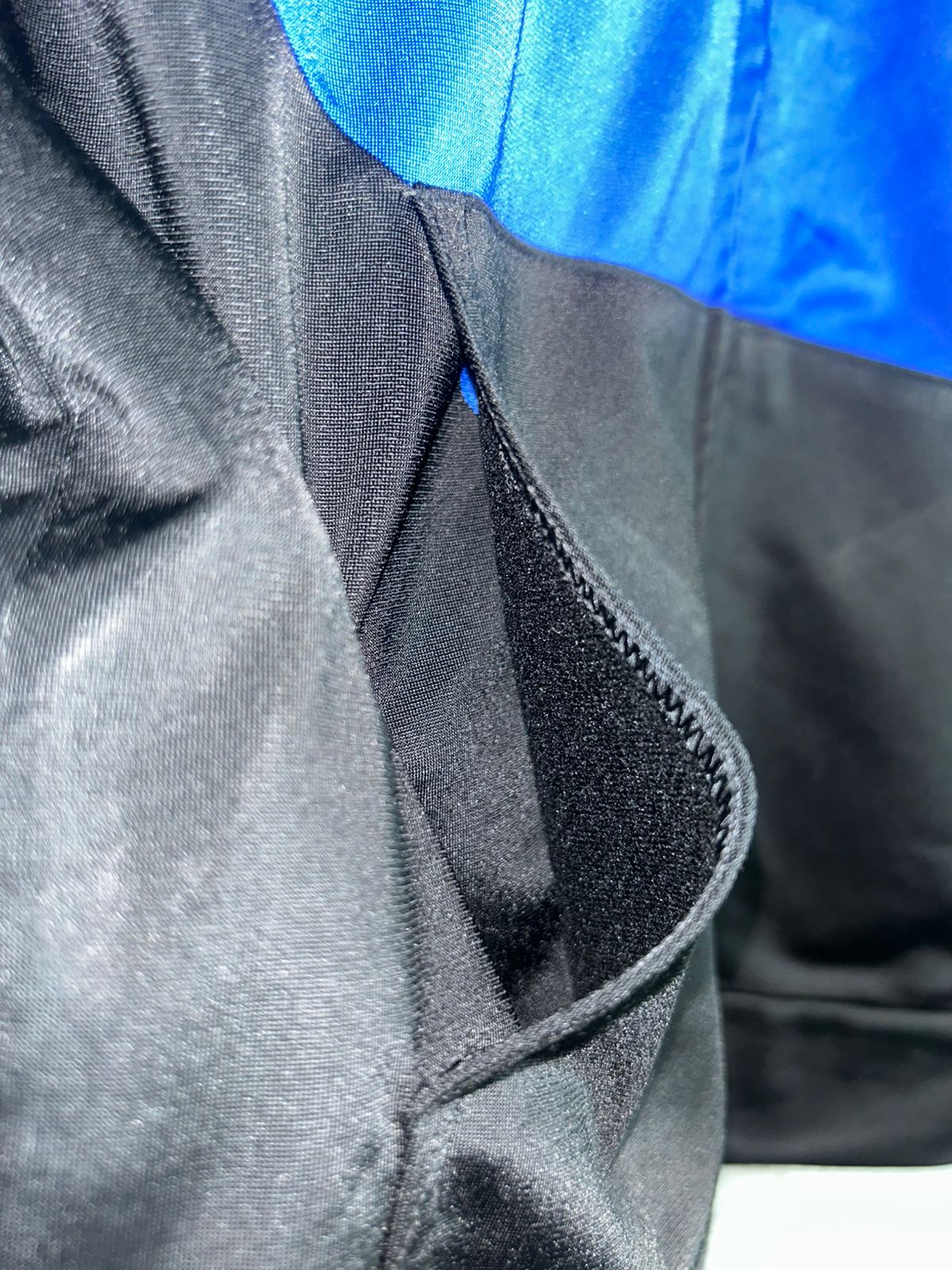 Adidas Blue/Black Upper - Medium