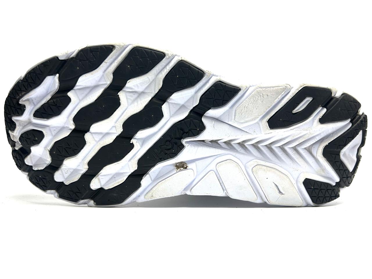 HOKA One One Clifton 8 - Euro 41.1/3