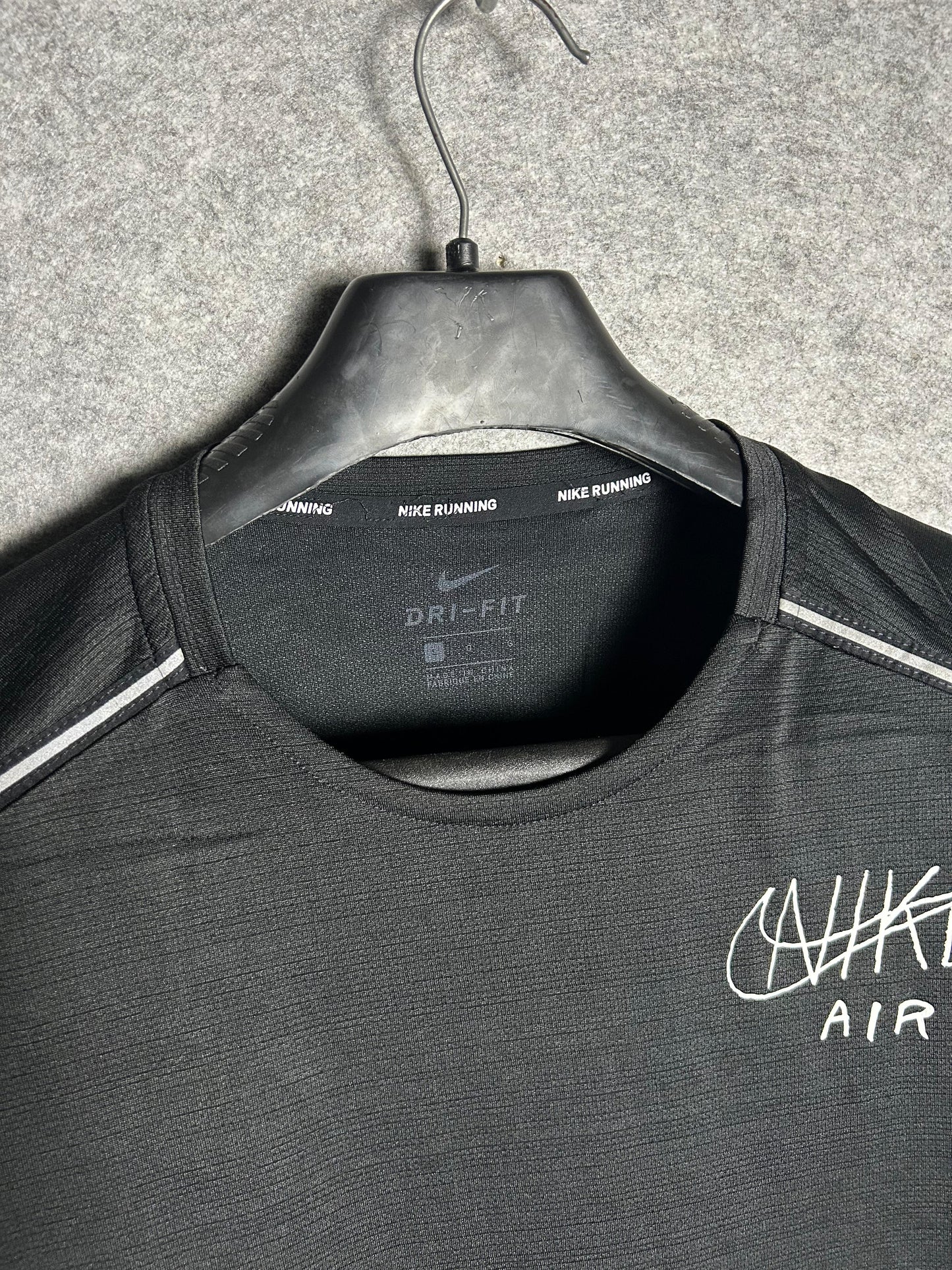 Nike Air Black  - Large