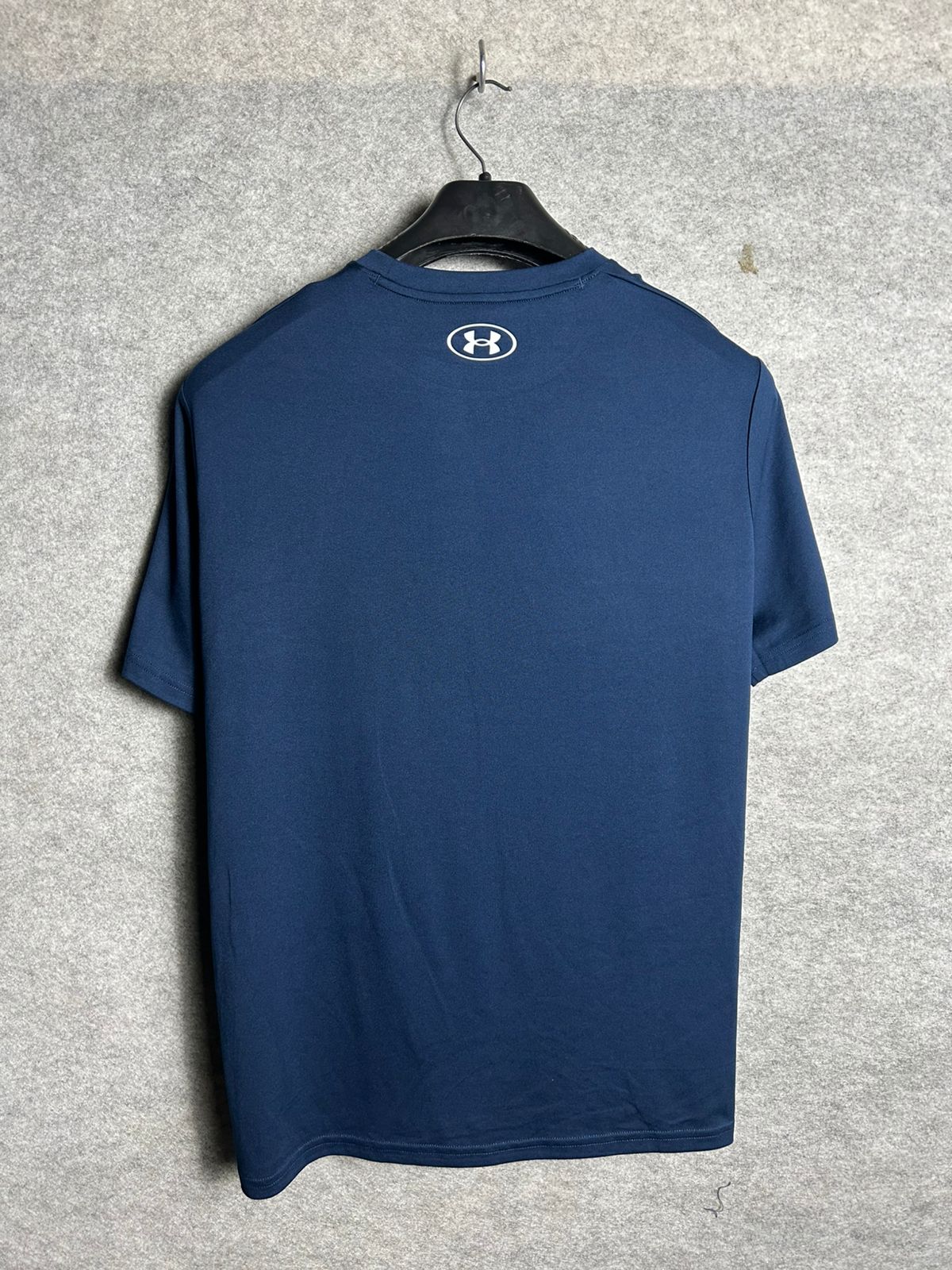 Under Armour Logo Tee - Large