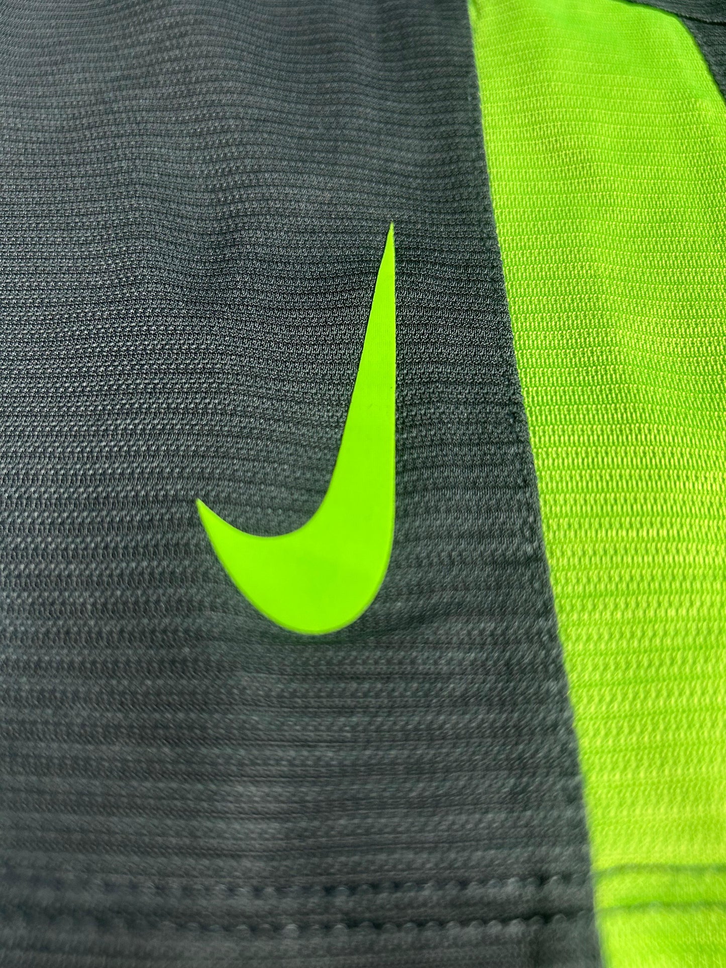 Nike Logo Shorts - Large