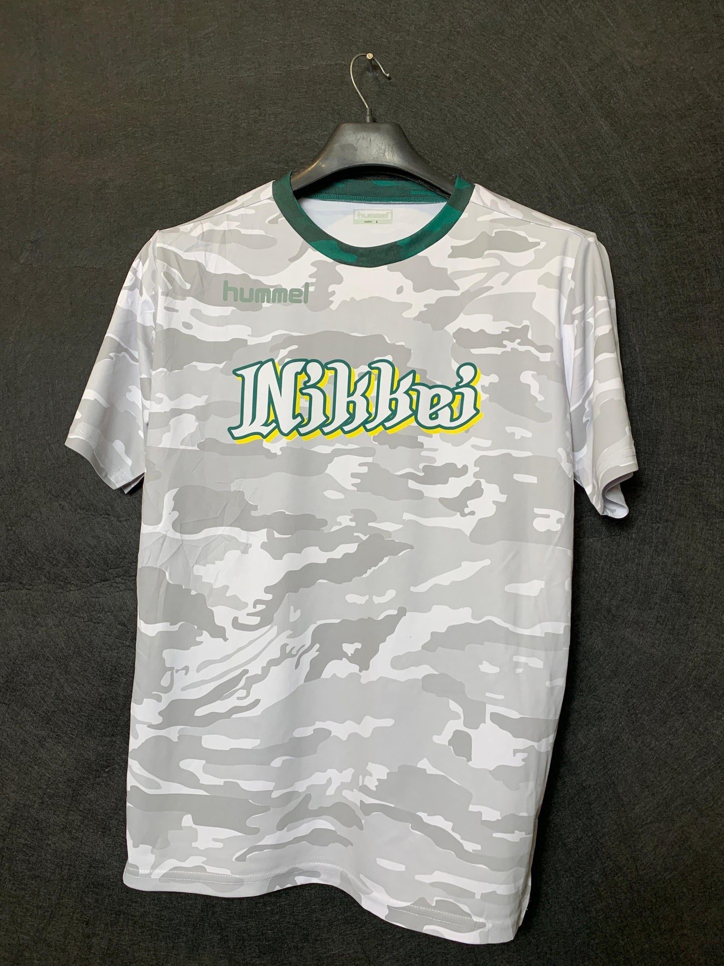 Hummel Round Neck - Large